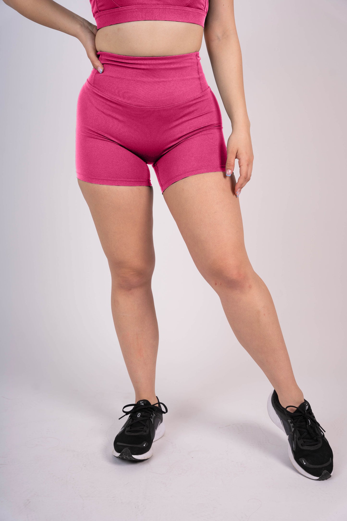 Seamless Essential Women Shorts